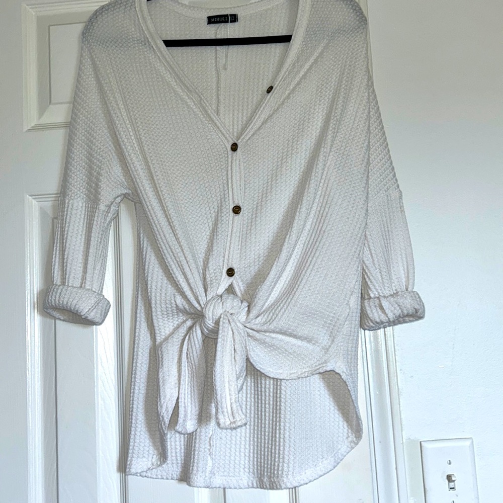 White button up or tie shirt